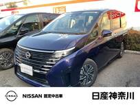日産 セレナ 1400cc 1.4 e-POWER ハイウェイスターV 弊社展示試乗車　後席モニター