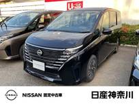 日産 セレナ 1400cc 1.4 e-POWER ハイウェイスターV 弊社展示試乗車　後席モニター