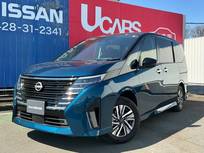 日産 セレナ 1400cc 1.4 e-4ORCE ハイウェイスターV 4WD