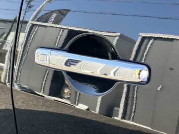 複数画像66