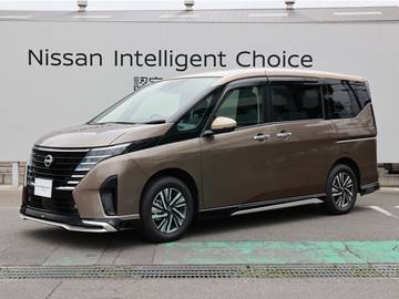 1.4 e-4ORCE ハイウェイスターV 4WD /当社社用車UP/AWINエアロ付/Pパイロット