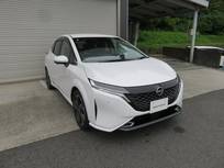 日産 ノートオーラ 1200cc 1.2 G FOUR レザーエディション 4WD