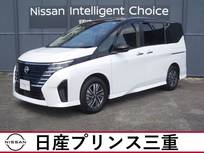 日産 セレナ 1400cc 1.4 e-POWER ハイウェイスターV 店頭販売限定車　当社社有車　メーカーナビ