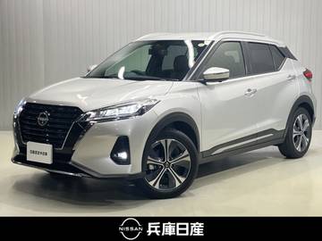 1.2 X FOUR ツートーン インテリアエディション(e-POWER) 4WD 当社試乗車アップ・純正9インチSDナビ・ア