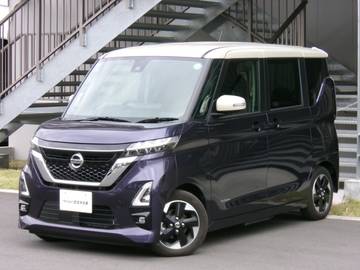 660 ハイウェイスターX 助手席スライドアップシート 弊社展示試乗車　オートステップ　ETC