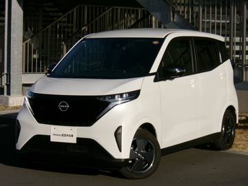 X 弊社展示試乗車　メモリーナビ　ETC2.0