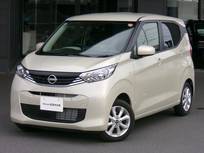 日産 デイズ 660cc 660 X 弊社展示試乗車　日産オリジナルナビ　ETC