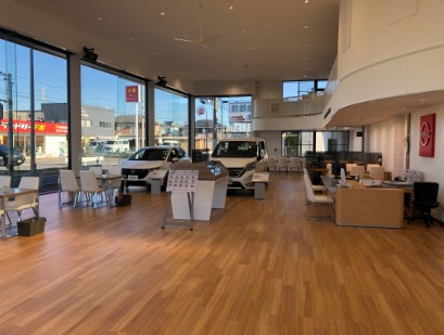 四日市羽津店